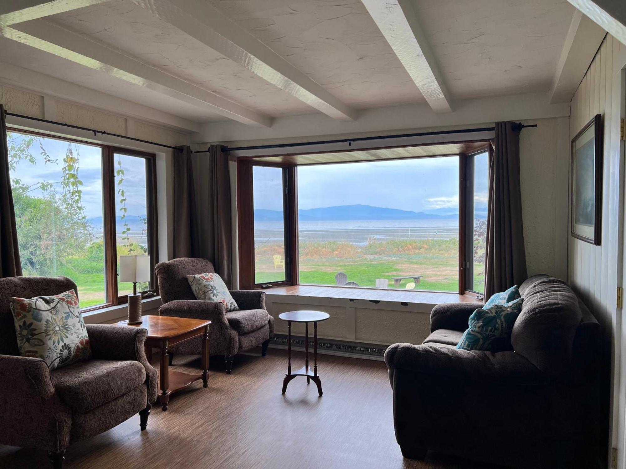 Sea Edge Motel Parksville Zewnętrze zdjęcie